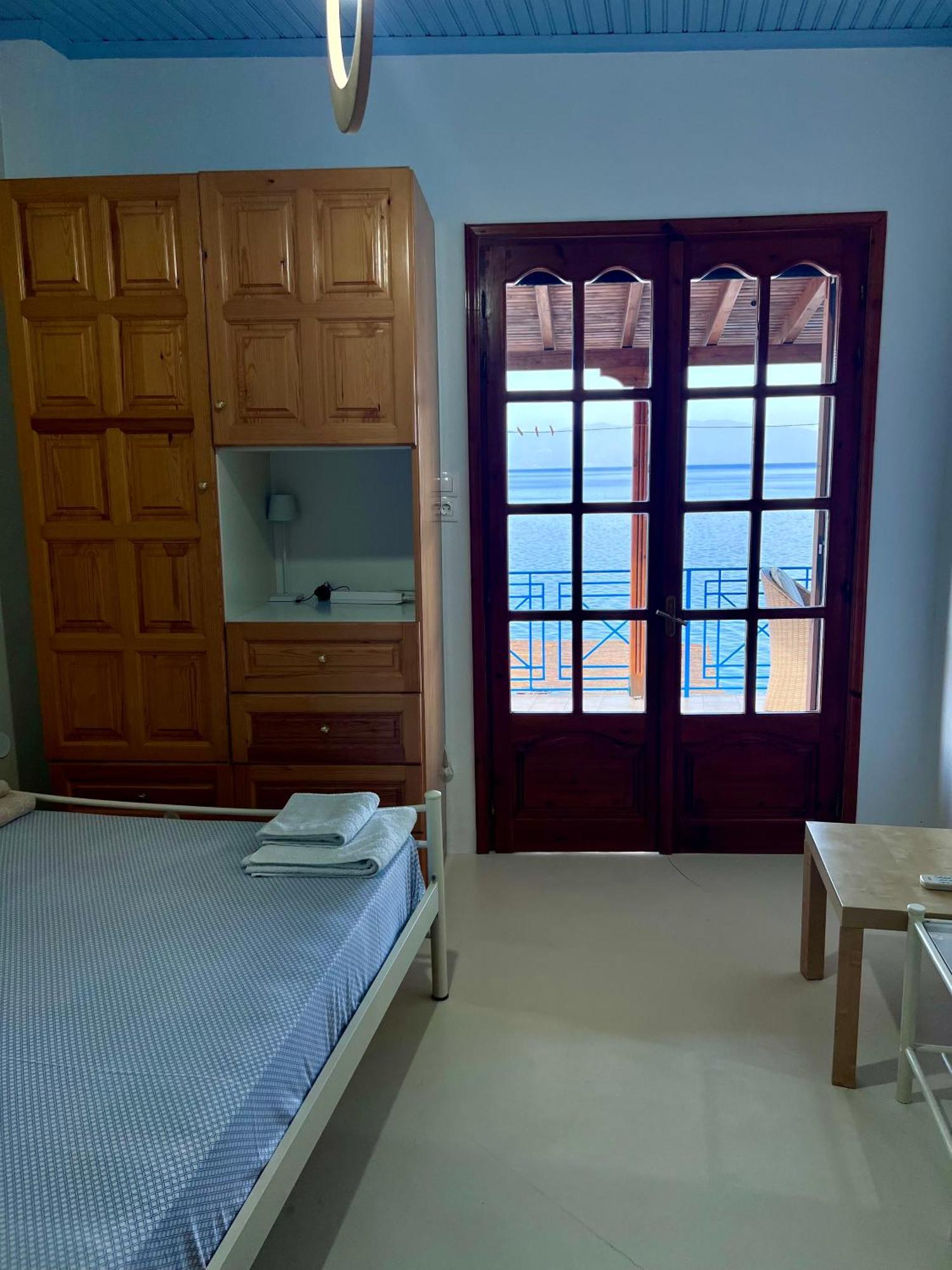 Villas Nies Seaside Appartments Sourpi ภายนอก รูปภาพ